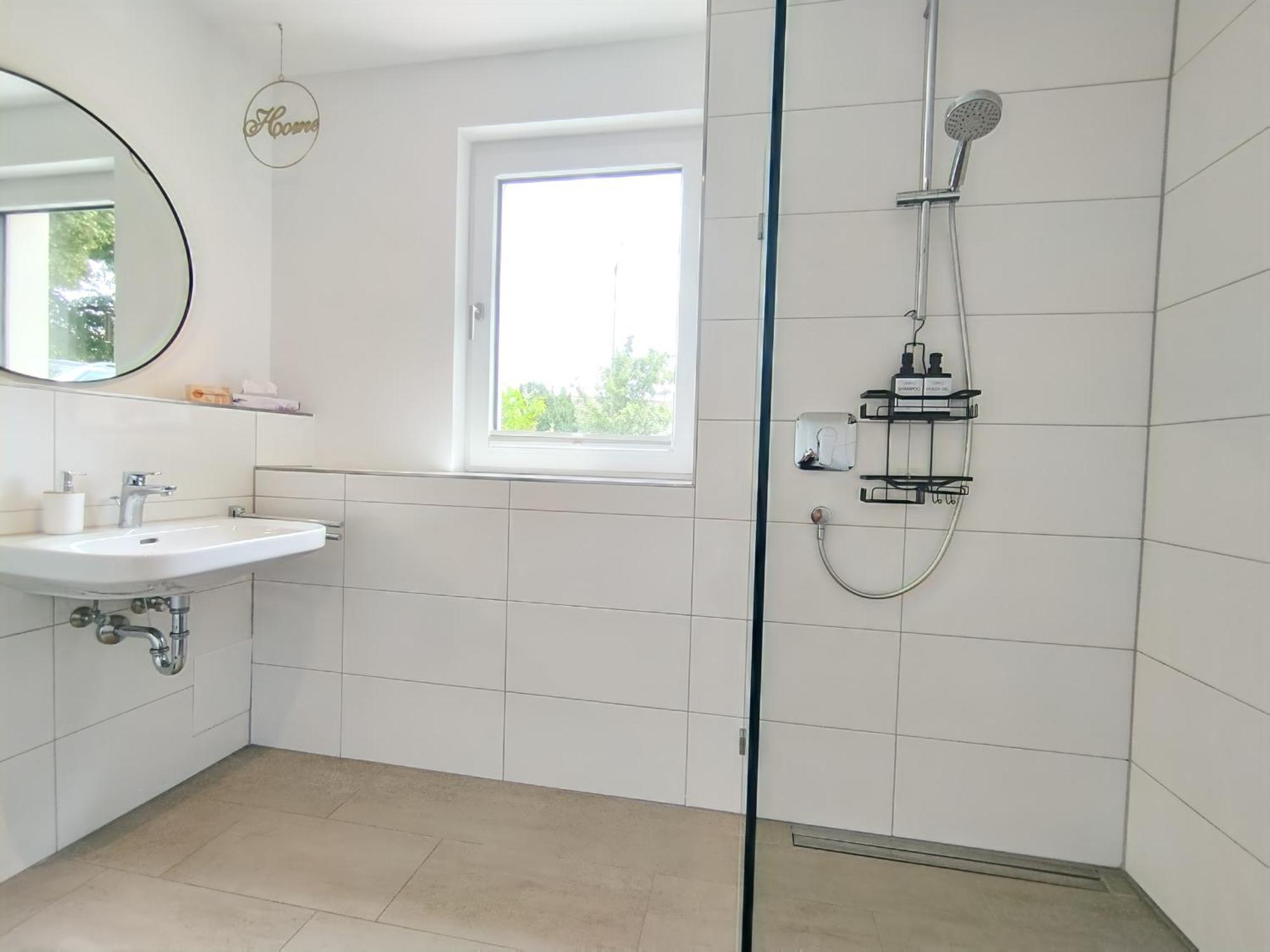 Cityvibe Apartment Fuer Bis Zu 4 Erlangen Kültér fotó